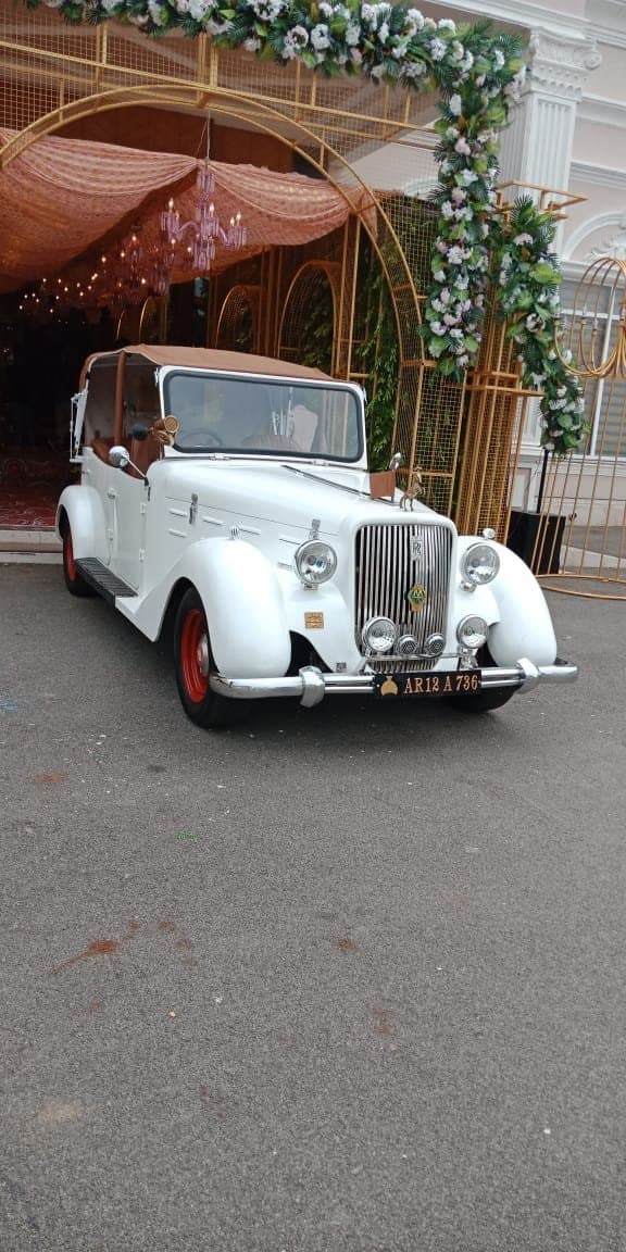 Vintage Wedding Car — luxury wedding car in Hyderabad